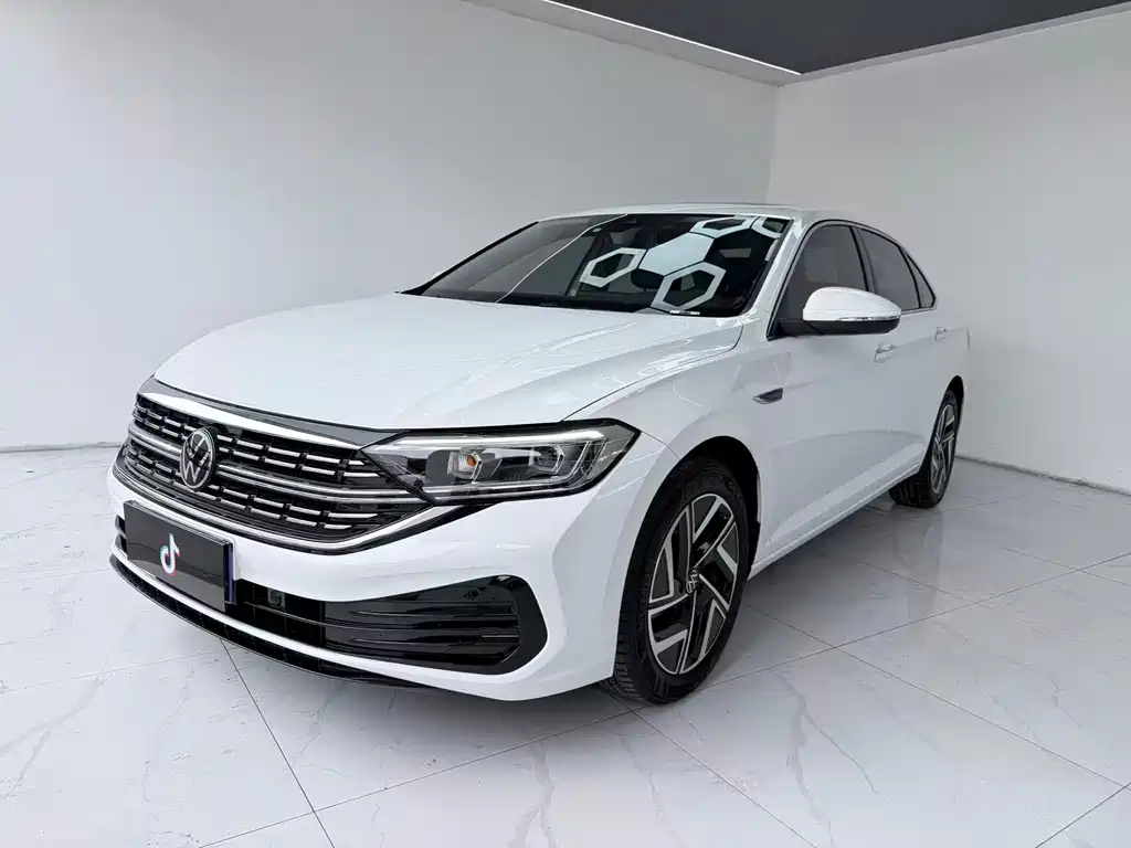 Volkswagen Sagitar 2023