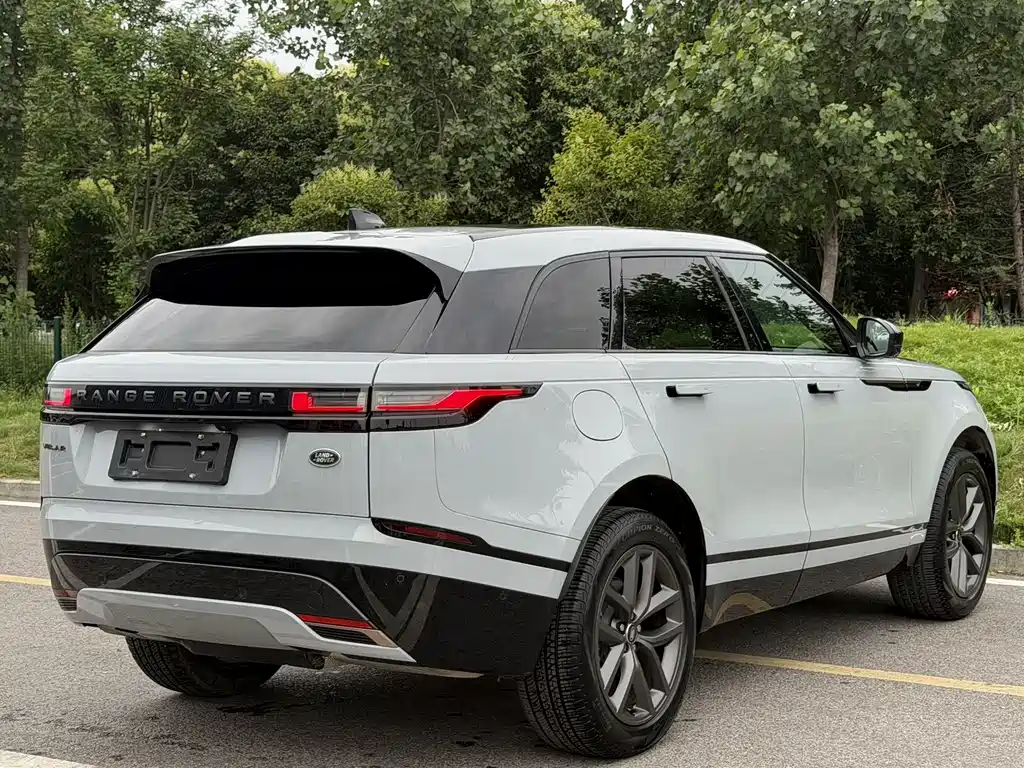 Land Rover Velar 2025 — фото 12