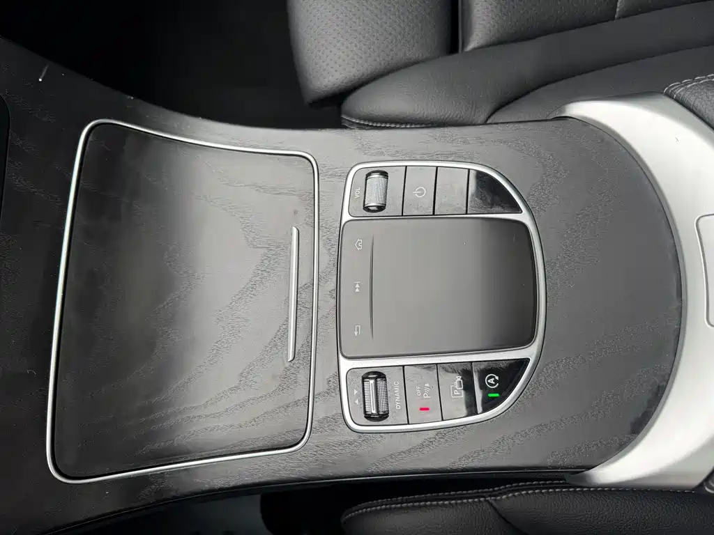 Mercedes-Benz C-Class 2020 — фото 18