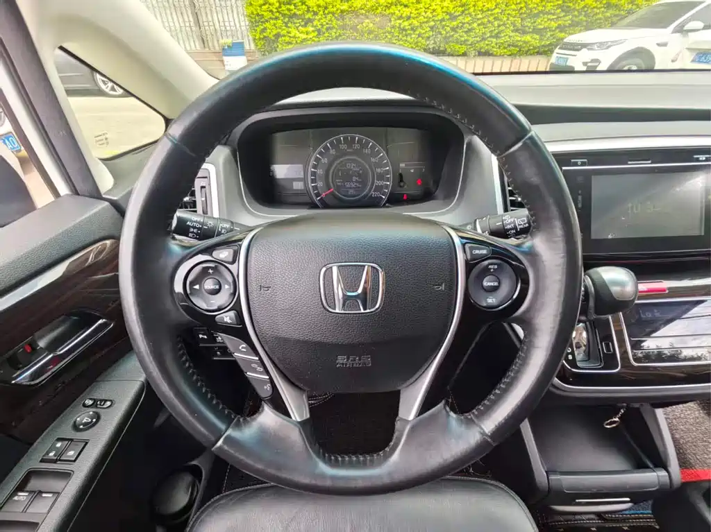 Honda Odyssey 2019 — фото 16