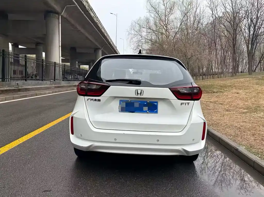 Honda Fit 2023 — фото 4