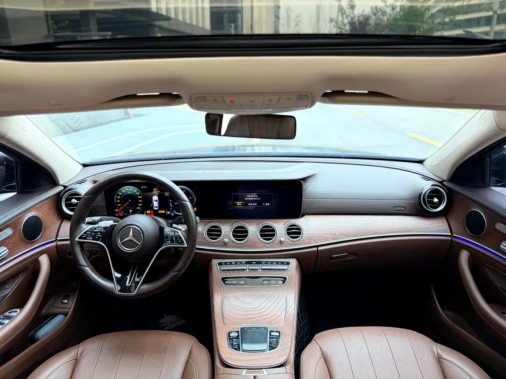 Mercedes-Benz E-Class 2023