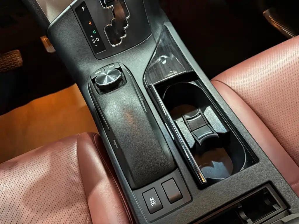 Lexus RX Classic 2015 — фото 13