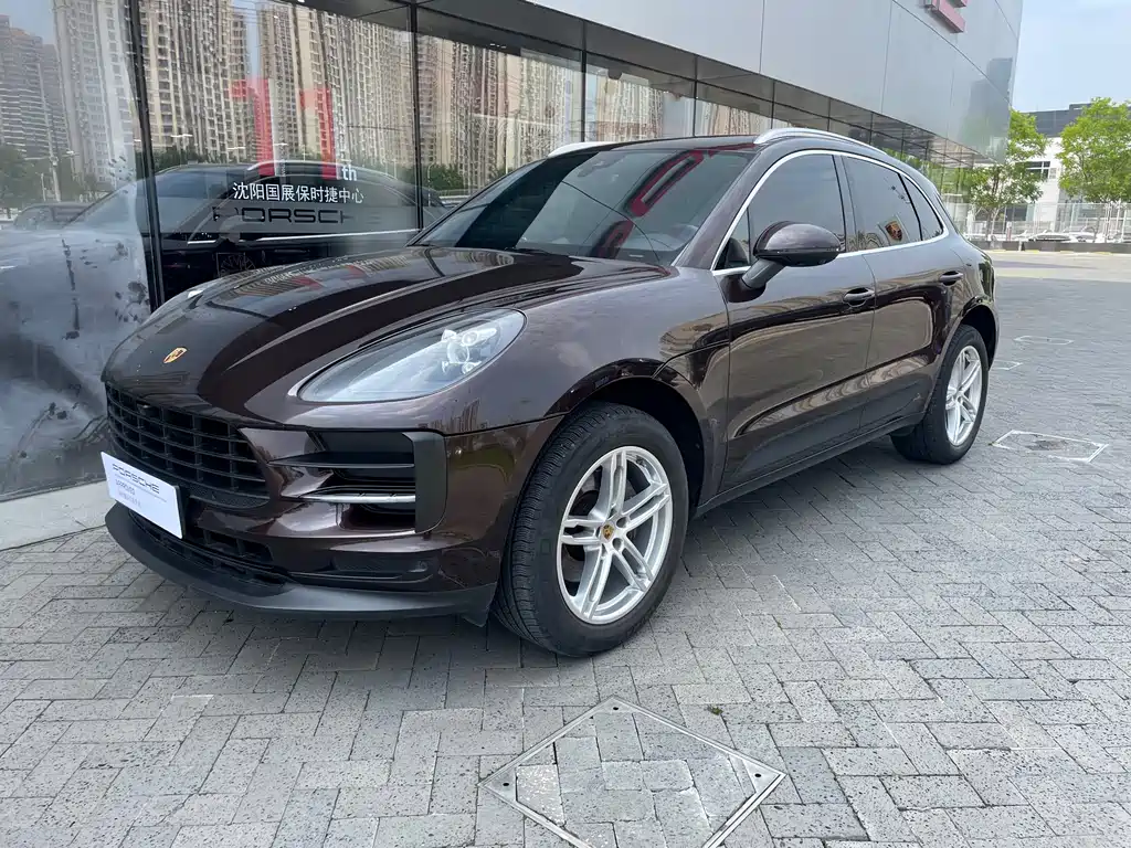 Porsche Macan 2021
