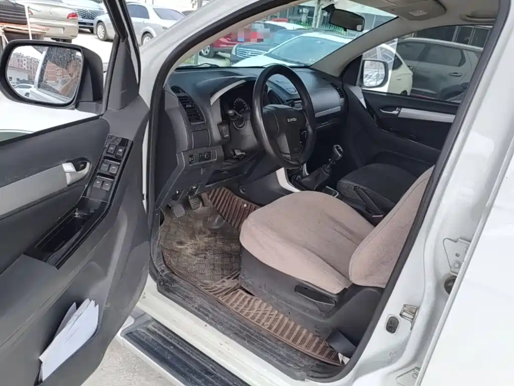 Isuzu Lingtuo 2019 — фото 16