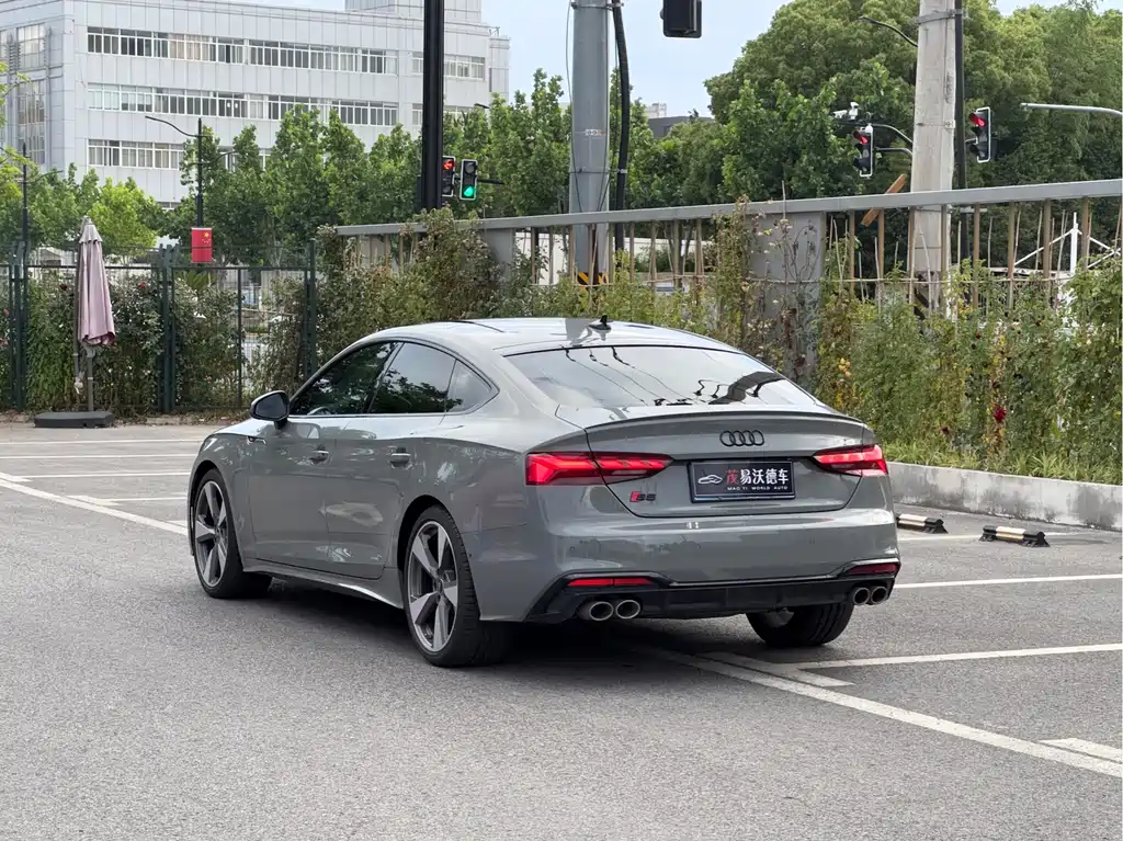 Audi S5 2023 — фото 6