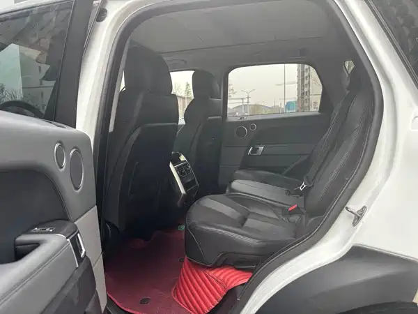 Land Rover Range Rover Sport 2015