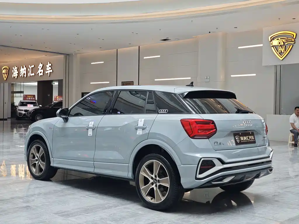 Audi Q2L 2024 — фото 4