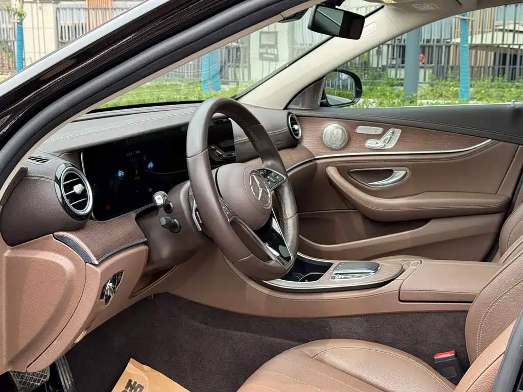 Mercedes-Benz E-Class 2021