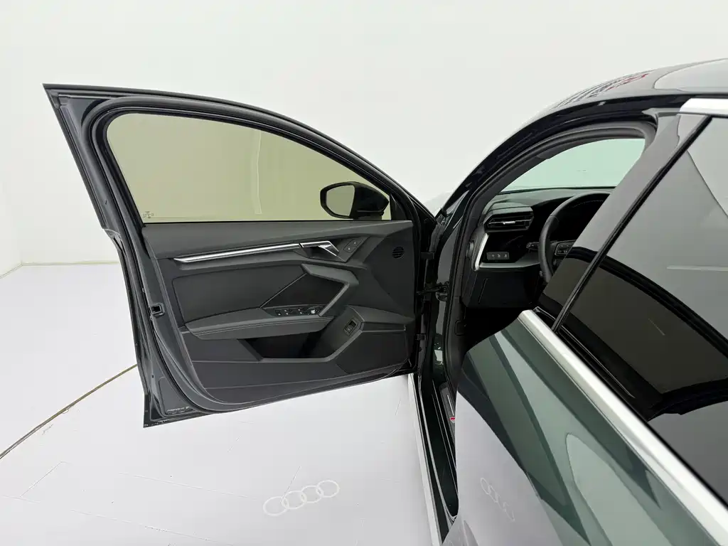 Audi A3 2023 — фото 20
