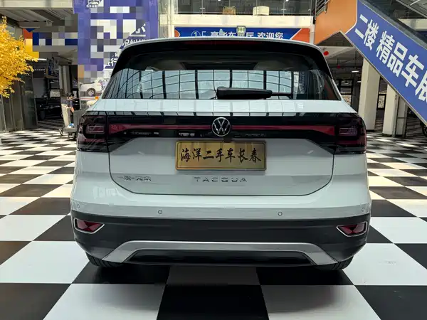 Volkswagen Tacqua 2022