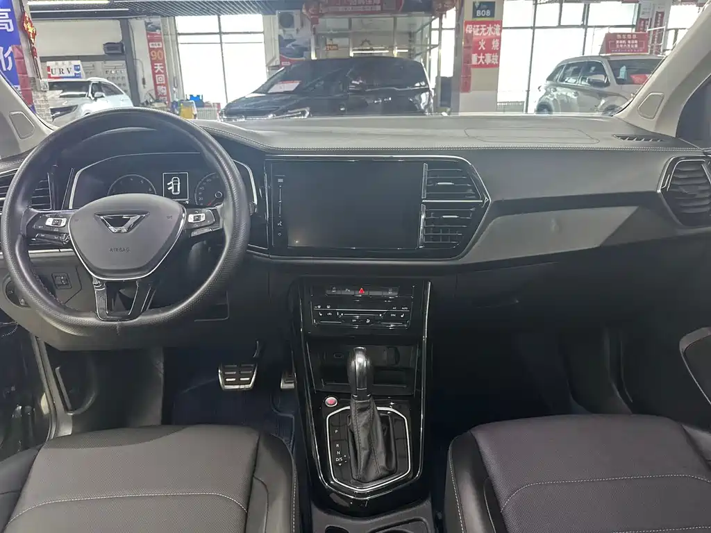 Jetta VS7 2022