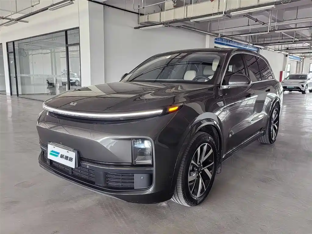 Li Auto Li L8 2023