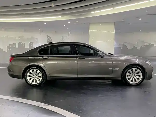 BMW 7 Series 2013