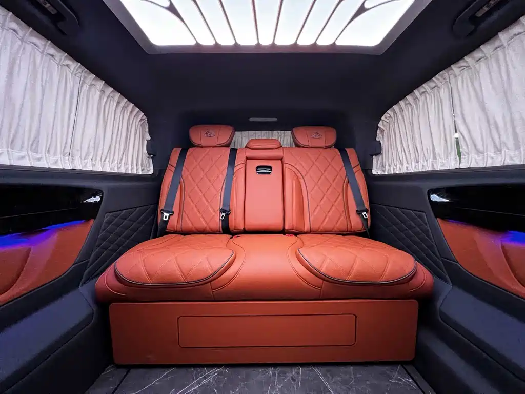 Mercedes-Benz Vito 2023 — фото 12