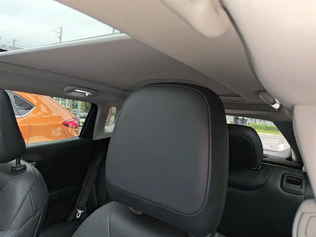 Jeep Compass 2019 — фото 18