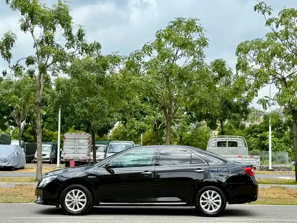 Toyota Camry 2014