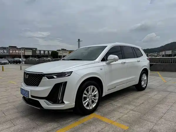 Cadillac XT6 2021