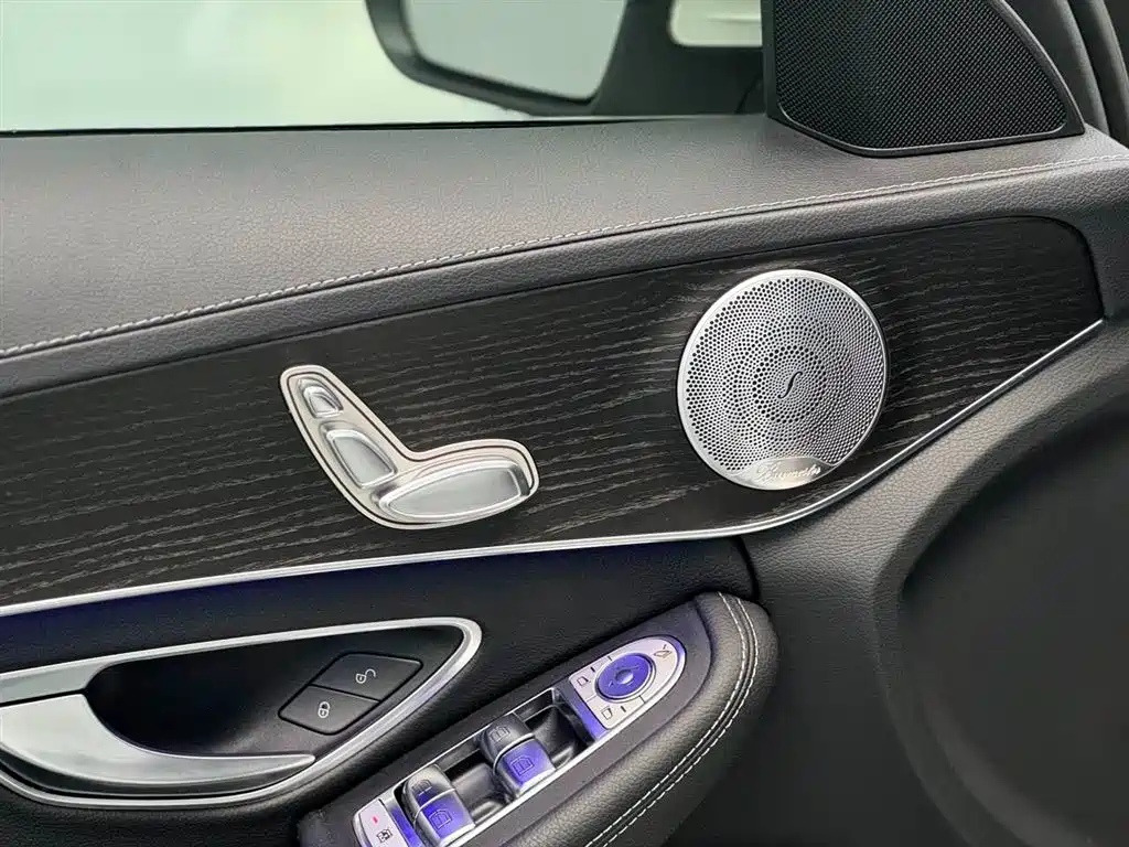 Mercedes-Benz C-Class 2021 — фото 12