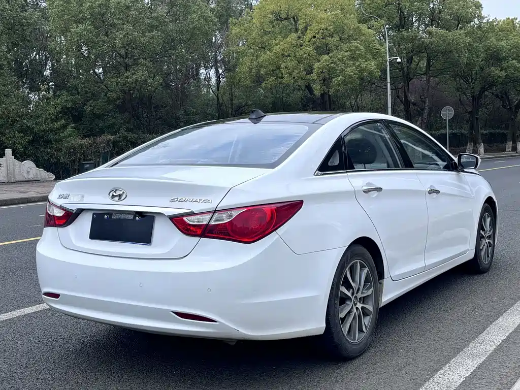 Hyundai Sonata 2013 — фото 4