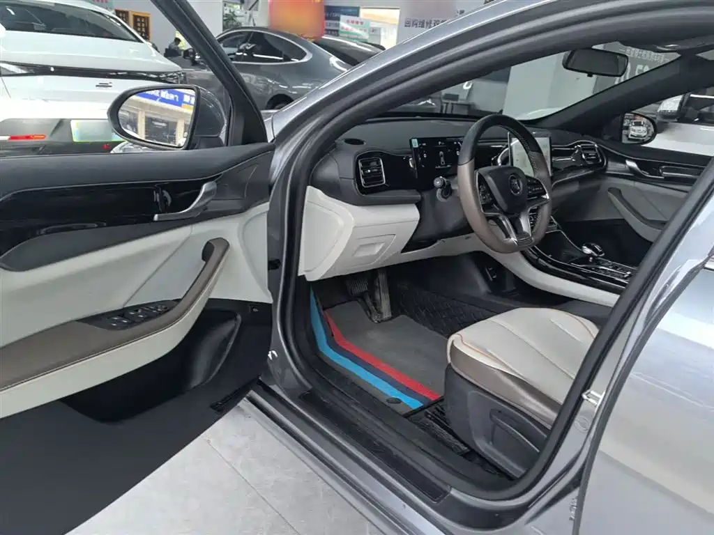 BYD Qin PLUS 2024 — фото 16