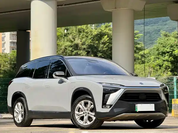 NIO ES8 2020