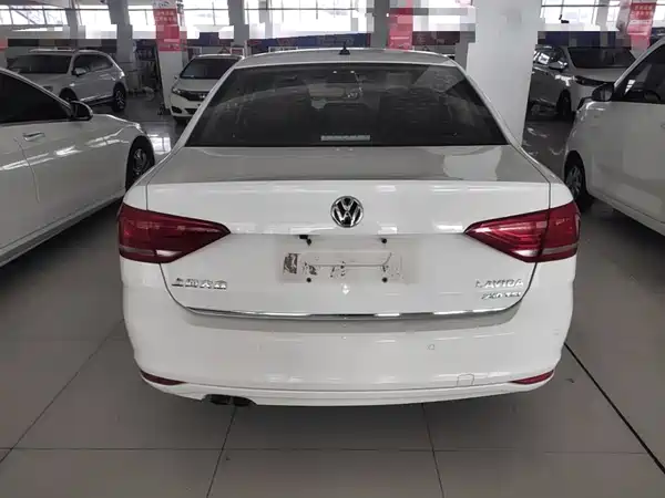 Volkswagen Lavida 2016
