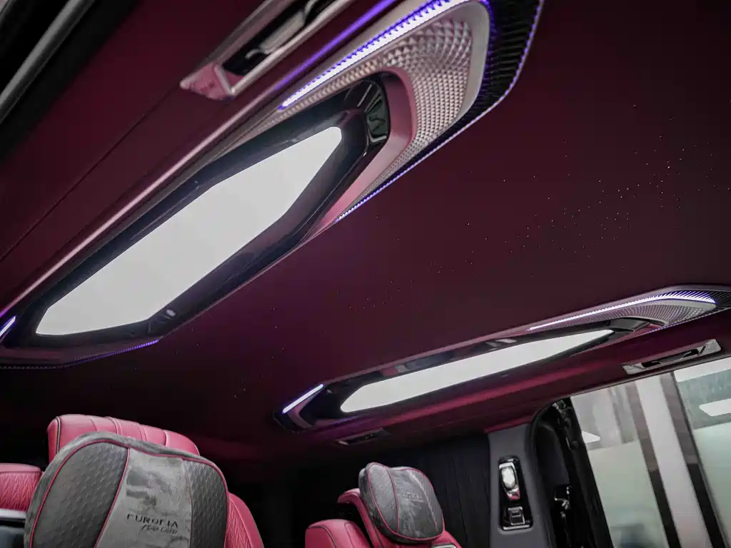 Toyota Hiace 2026 — фото 11
