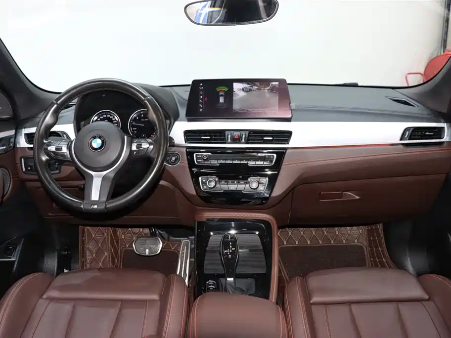 BMW X2 2023 — фото 13
