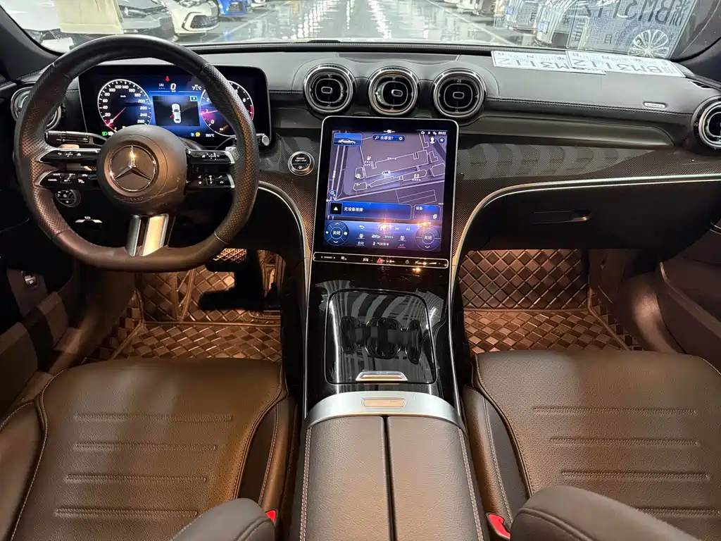 Mercedes-Benz C-Class 2023 — фото 5
