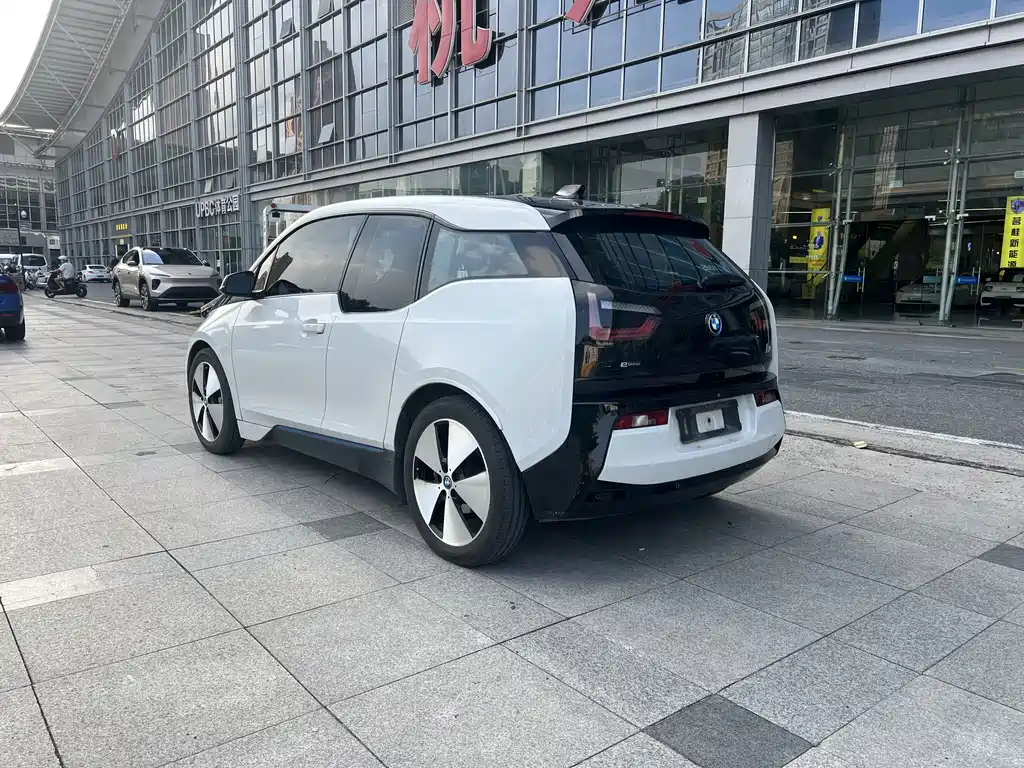 BMW i3 2017 — фото 4