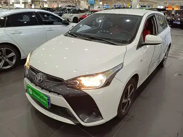 Toyota Yaris L 2019