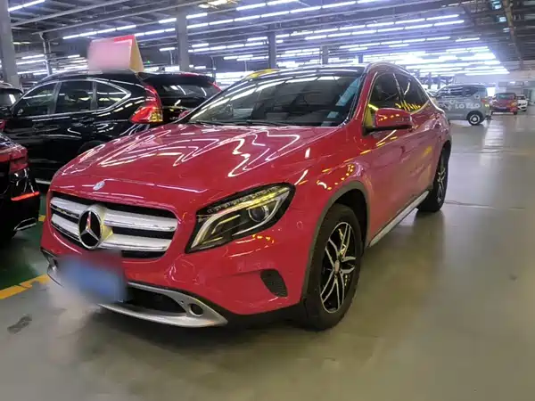 Mercedes-Benz GLA 2016