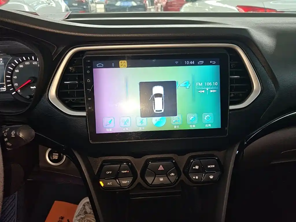 GAC Motor Trumpchi GS4 2017 — фото 13