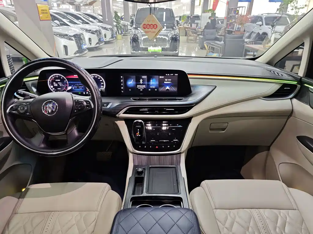 Buick GL8 2021