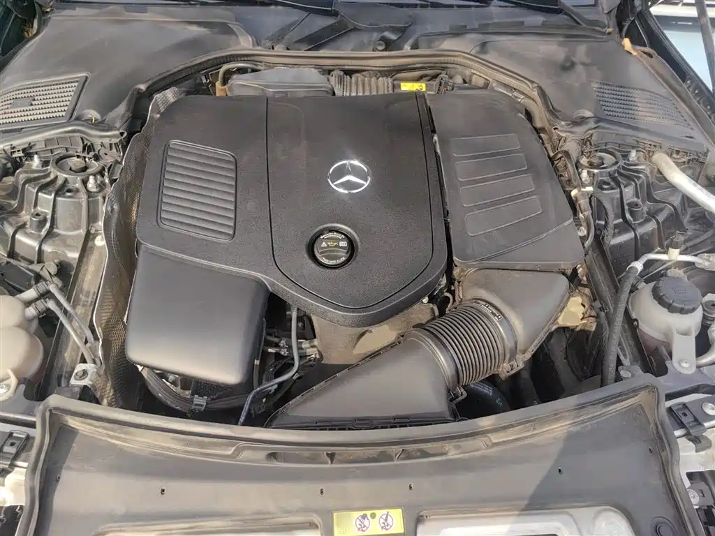 Mercedes-Benz C-Class 2023 — фото 13