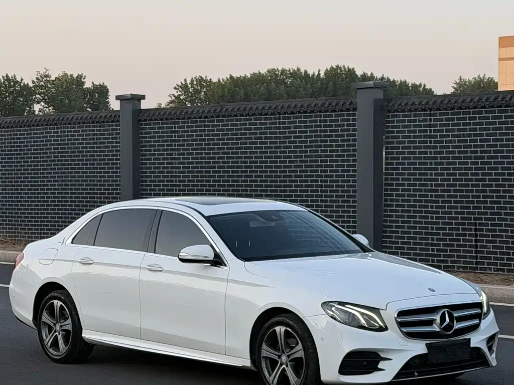 Mercedes-Benz E-Class 2016