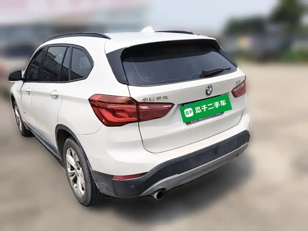 BMW X1 2016 — фото 9