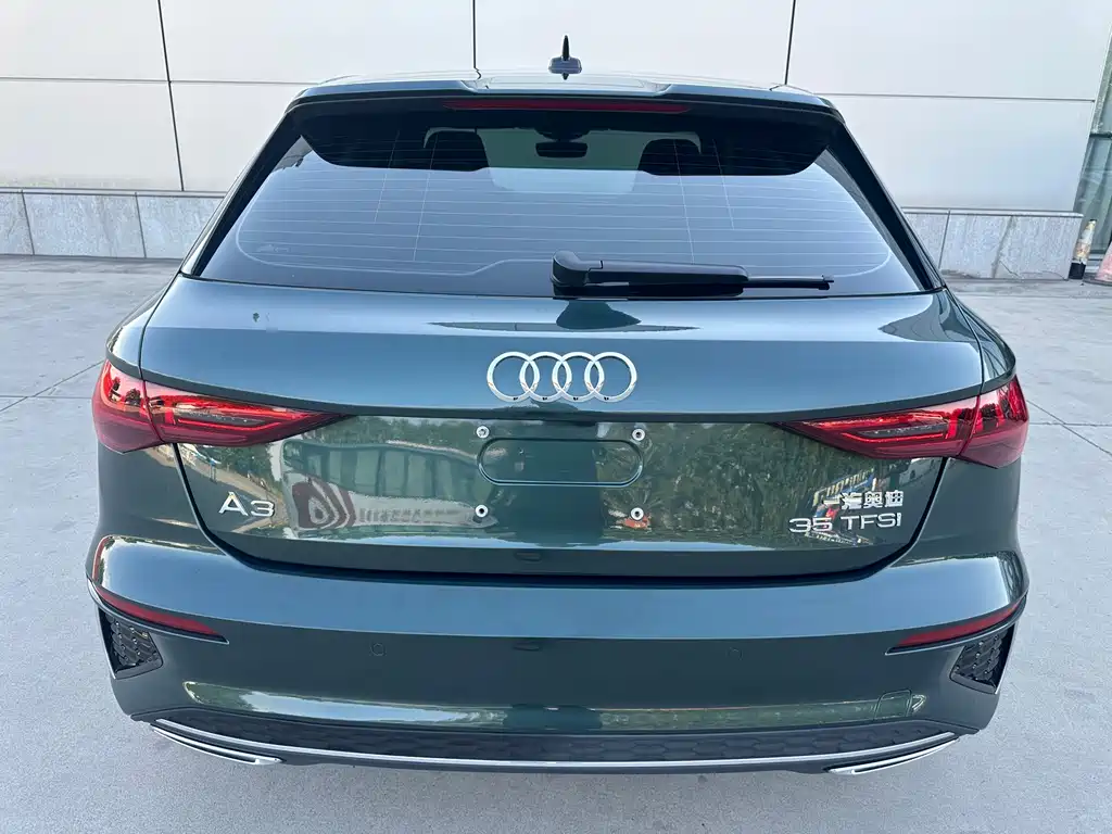 Audi A3 2023 — фото 16