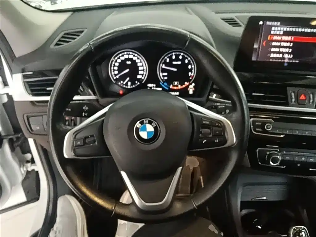 BMW X1 2021 — фото 11