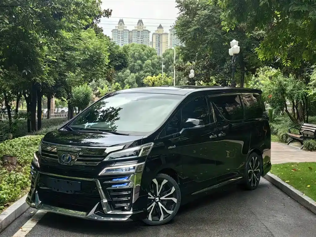Toyota Vellfire 2020