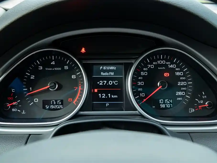 Audi Q7 2015 — фото 20