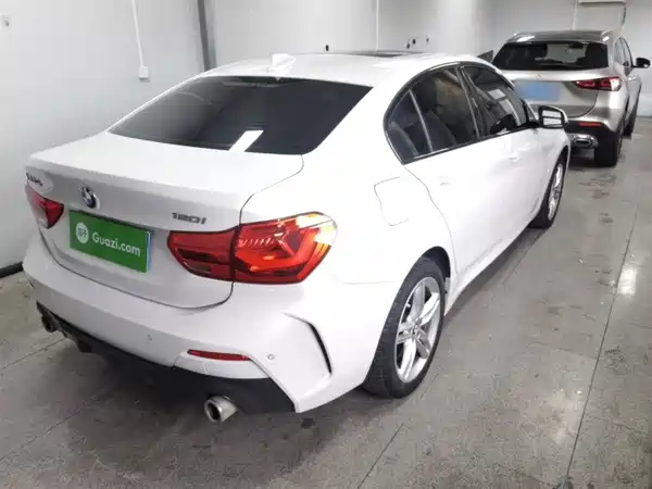 BMW 1 Series 2020