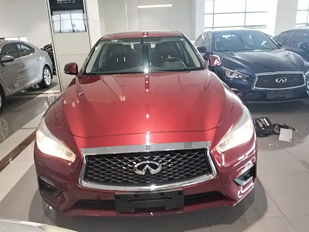 Infiniti Q50L 2019 — фото 3