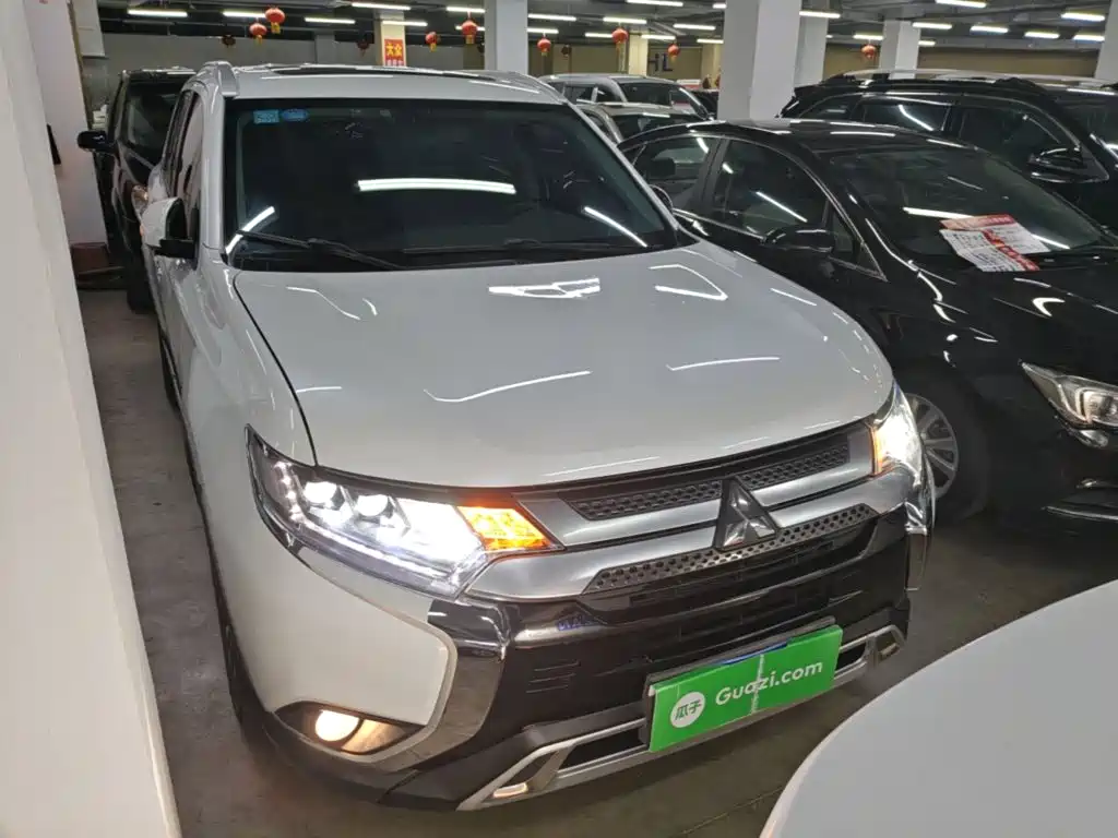 Mitsubishi Outlander 2019