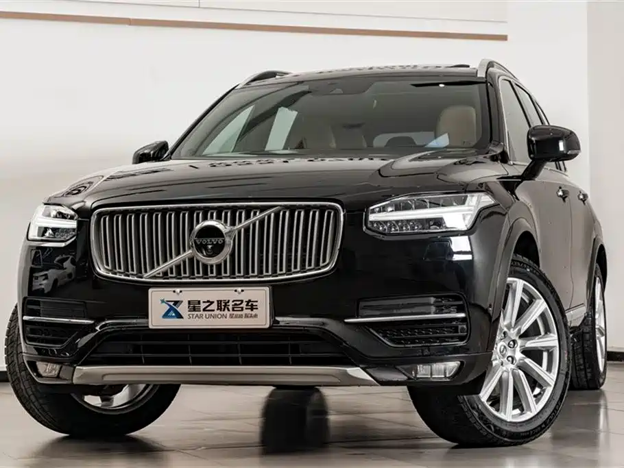 Volvo XC90 2018 — фото 3