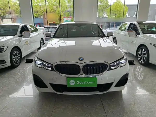 BMW 3 Series 2022