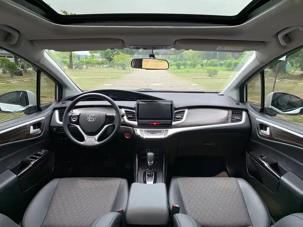 Honda Jade 2018 — фото 10