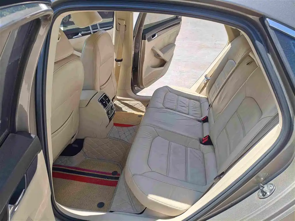 Volkswagen Passat 2012