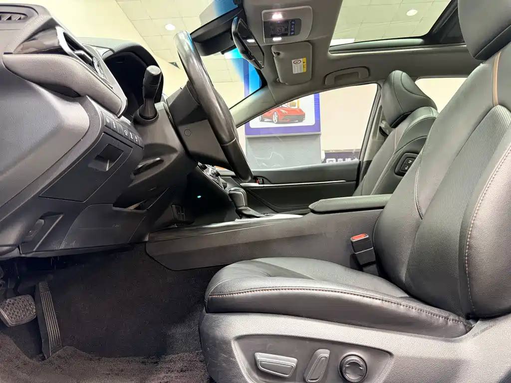 Toyota Camry 2022